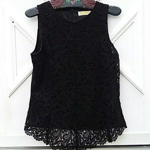 MEIHANYICHENG BLACK LINED LACE PRETTY TOP